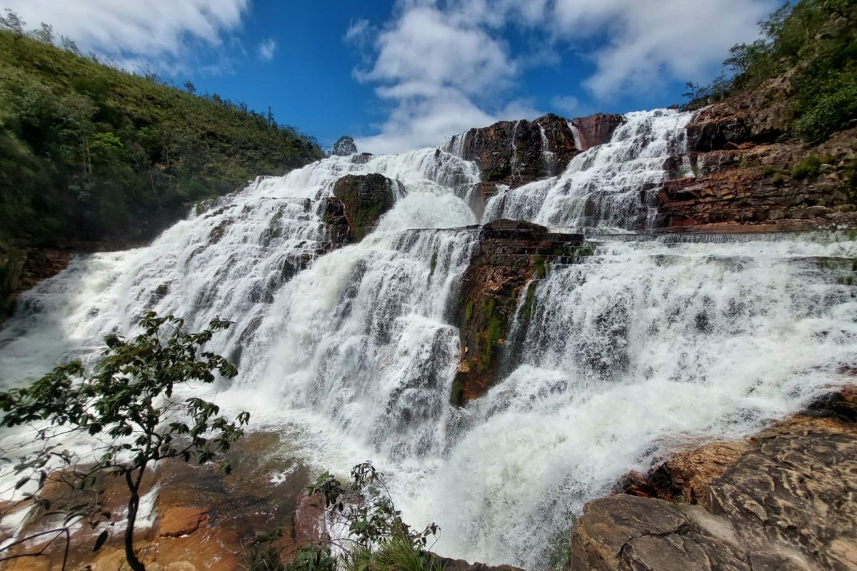 catarata-dos-couros-chale-casa-rosa